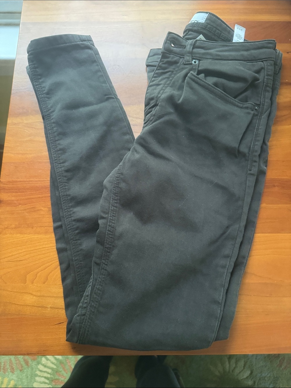 DUER No Sweat Pants. Womens 26x31 Black Skinny Fit Stretch Chino Jogger